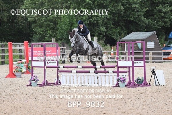 BPP_9832 - CLASS 5 SAT Senior British Novice/ 90cm Open
