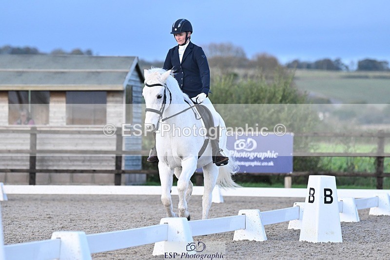 231105-162158-04076 - Cls 4 Novice 24 15.24 to 16.35 break