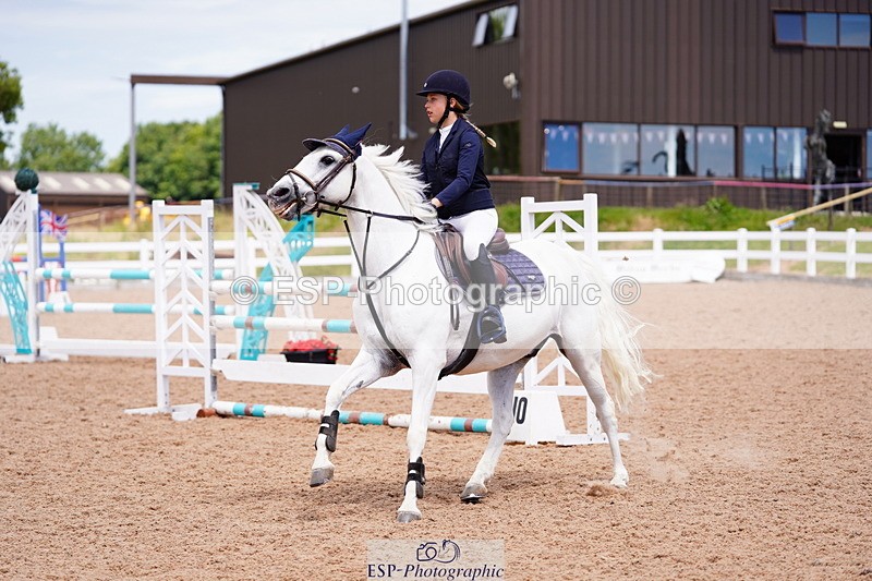 240629A-124420-05428 - Cls 18 Newcomers and 1m Open