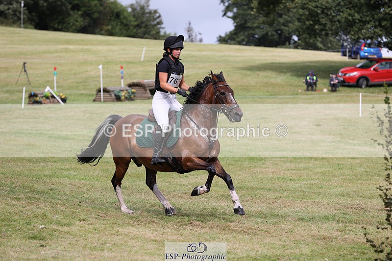 240825X-153140-35252 - 80cm XC 14.30 to 15.30