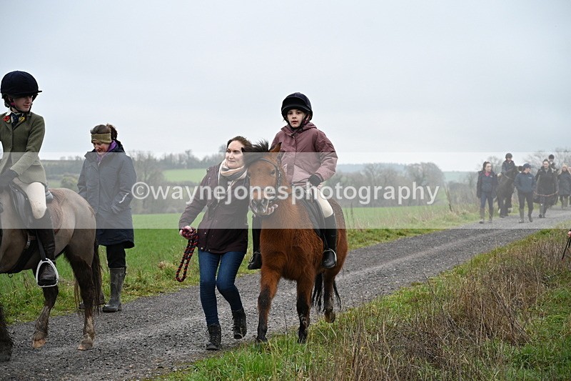 WJ7_9783 - Walk out..