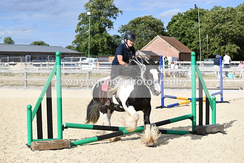 WJ5_5778 - Poles off the floor