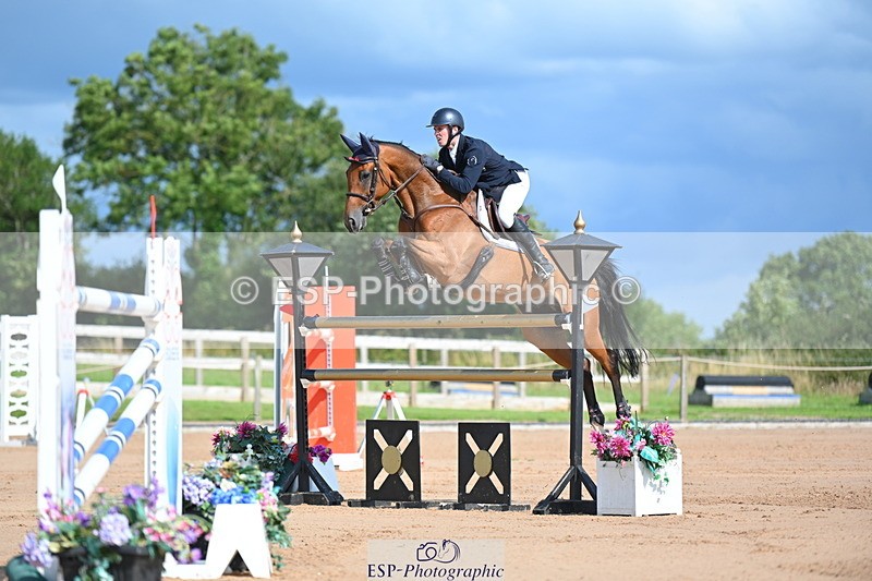230721A-162957-07715 - Cls 10, 2 Star Big 1.45m Break to End
