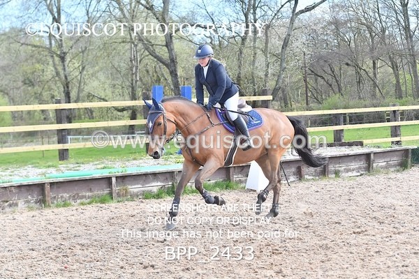 BPP_2433 - CLASS 24 SUN Senior 95cm/ 1.05m Open Handicap