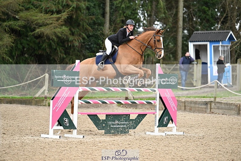 250323A-152023-04987 - Cls 25 Snr Fox & 1.20m Open