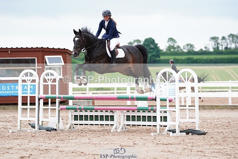 250524-120600-06523 - Cls 21 A&B Snr Disco & 1.00m Open