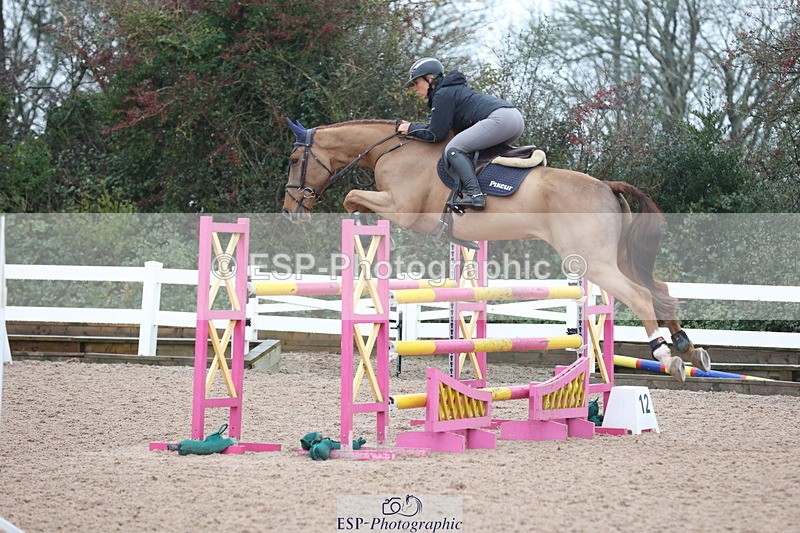 231112A-134752-04659 - Cls 20 Newcomers & 1.10m Open