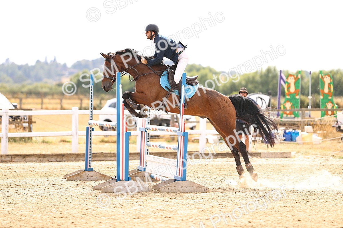 SBM_001618 - Class 6 - Senior Newcomers 1.10m