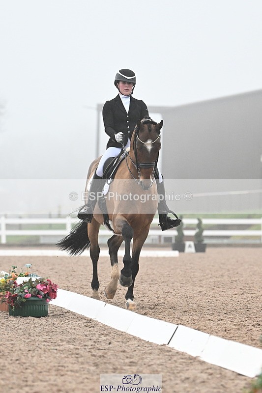 240217A-145925-03777 - 117-Jessie.Kirby-As.Well.de.la.Roche.CMF