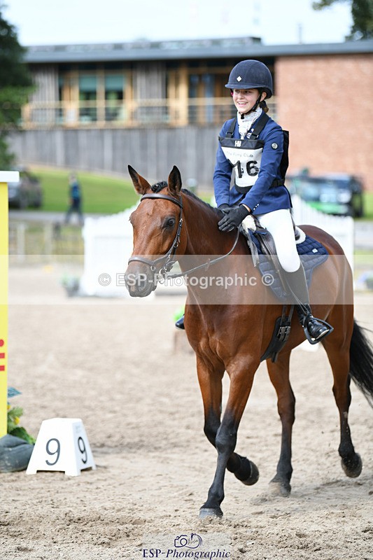 240825X-121510-32818 - 70cm SJ 11.40 to 12.30