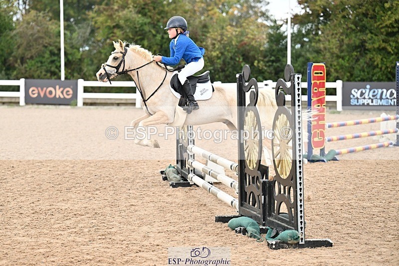 250920-100304-00097 - Cls 20+21 Club and Schools 60cm