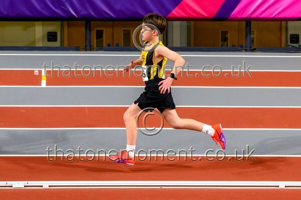 Age26SUN-910269 - Track Male Set Two