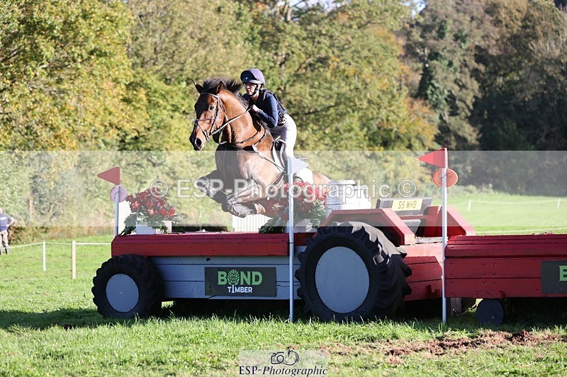 241026-152131-14490 - 582-Courtney.Romcke-JD.ON.THE.ROCKS