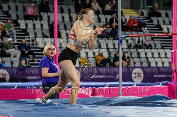 SenInd26-910449 - Field Female Set Two