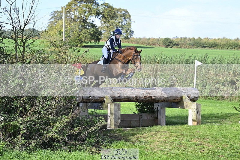 251024A-122258-08968 - B-127-Jessica.McCaldin