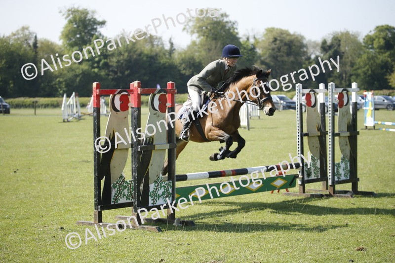20250427-0373 - Class 12 - Rookie Jumping 40cm