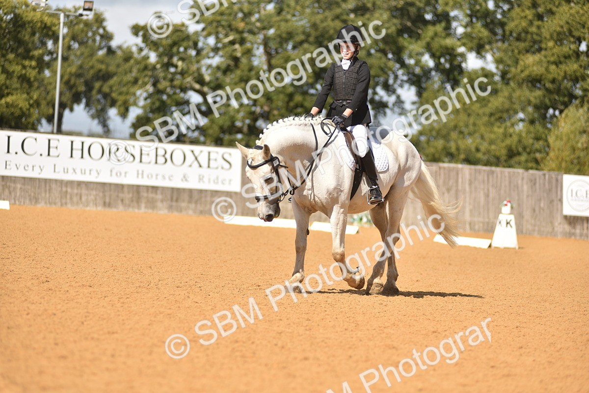 SBM_03113 - D4 - Small Tour Championship Intro 4