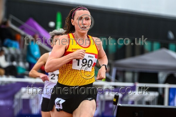 ComMast25-921118 - Track Female Set Two