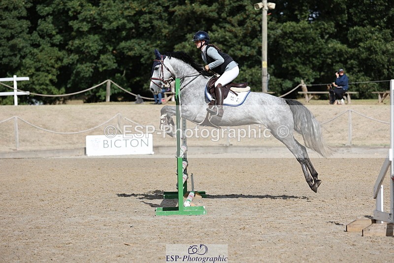 250829A-103231-01146 - Cls 7 British Novice and 90cm