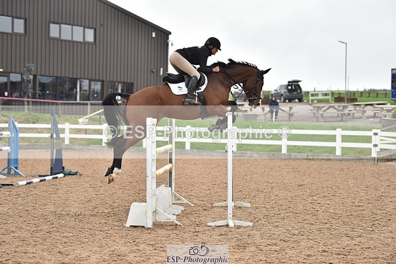 231011A-140404-00631 - Cls 5 Foxhunter & 1.20m Open