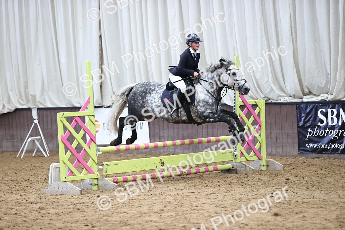 SBM_001496 - Class 5 - Henlow Veterinary Hospital 70cm