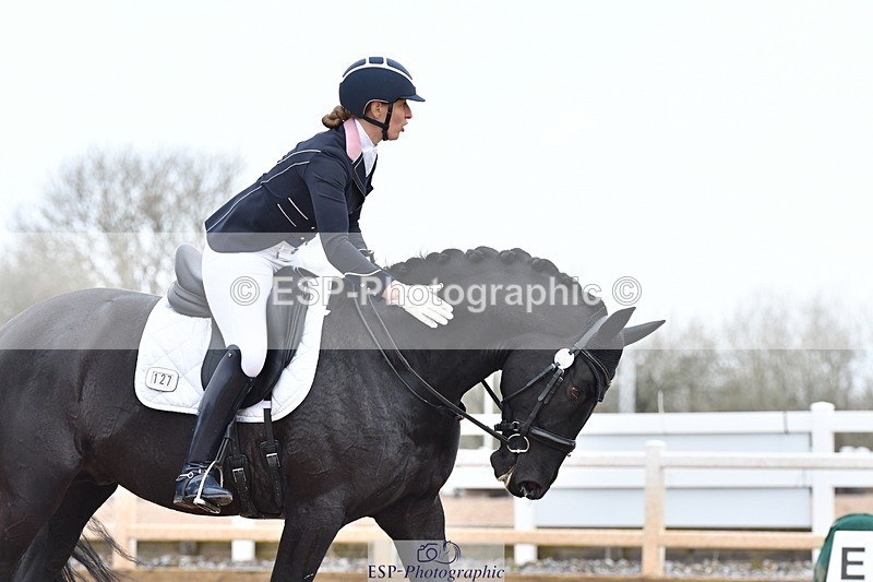 240121A-103558-00445 - Cls 5 Novice 37A