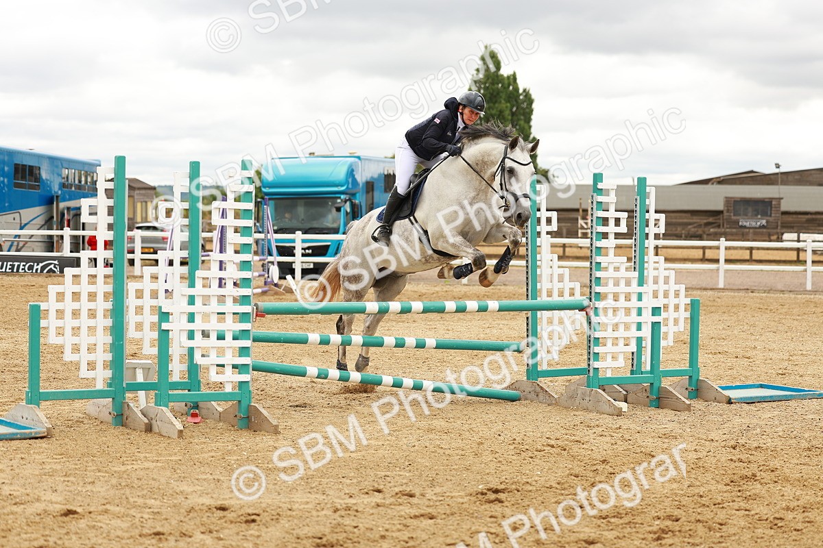 SBM_001950 - Class 9 - Senior British Novice - 90cm
