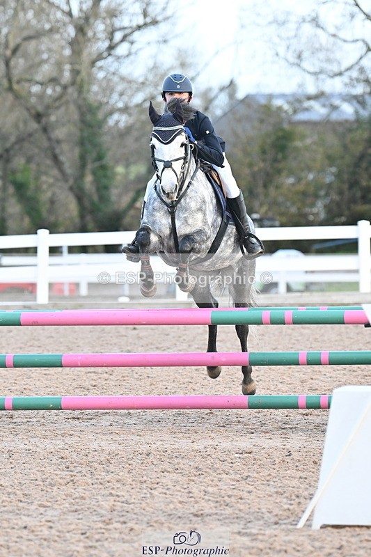 231119A-084116-04185 - Sun Cls 2 British Novice & 80cm Open