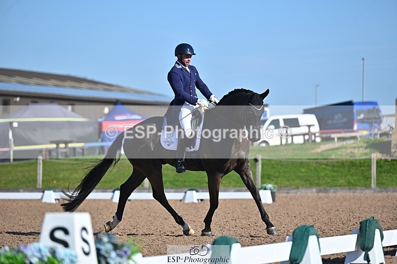250406-093718-11939 - 023-Davy Harvey-Diamond Blue