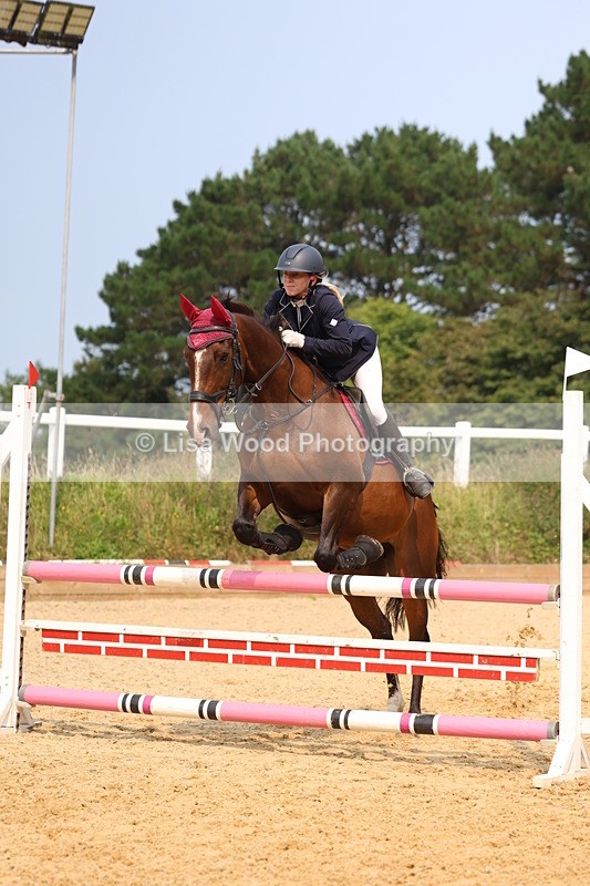 3E7A1405 - Class 4: Senior British Novice/90cm open