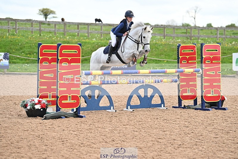 240506A-122532-08680 - Cls 5 Pony Foxhunter & 1.10m Open