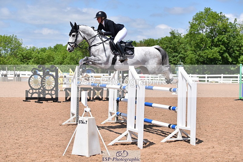 230531A-134014-00490 - Cls 5 Foxhunter & 1.20m Open