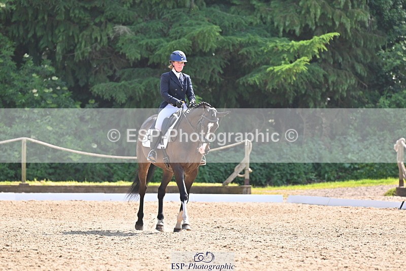 250523A-161111-08196 - A-060-Sophie.Wildern-CARTOON.HERO