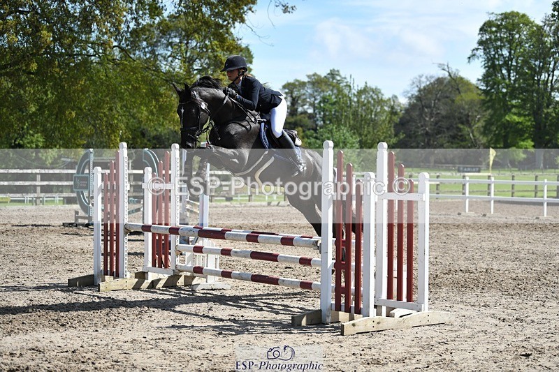 230512-104306-00581 - Cls 10 Snr 85cm Schooling