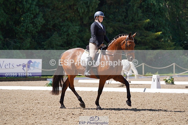 240719-114918-01309 - 279-Philippa_James-Lily_ley