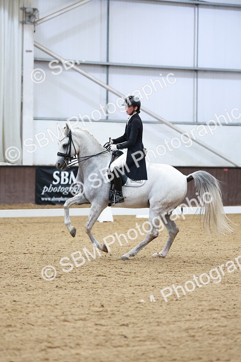 SBM_020938 - Class 13 - FEI INT I - 16.26-17.14