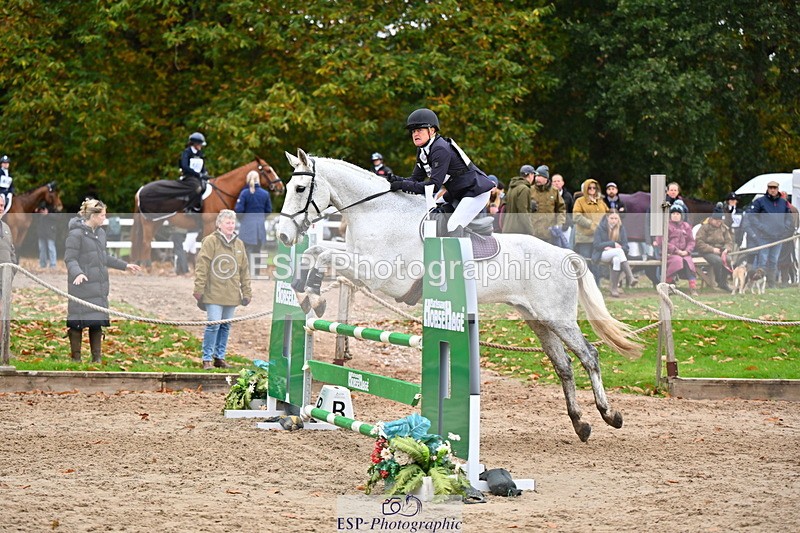 251026A-161409-26687 - F-476-Romellie.Brown