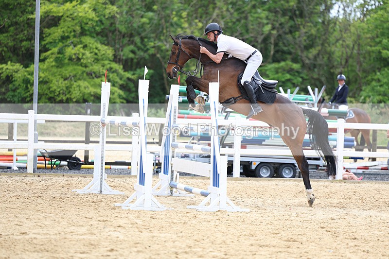 3E7A7455 - Class 8: Senior Foxhunter/1.20 open