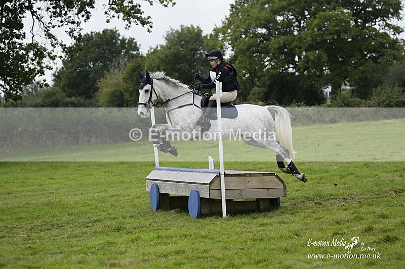  WWHT 171021 2338 - Novice Pairs (0.80m)  17/10/21