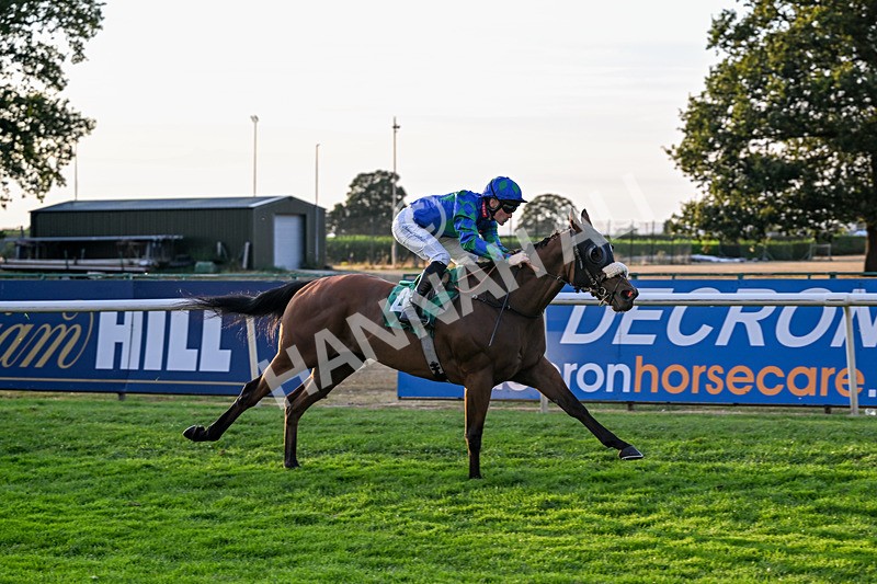 140826-Race 5-Military Leader-1514 - Race 5 19.50pm Malton Marquees Racing Through The Summer Handicap