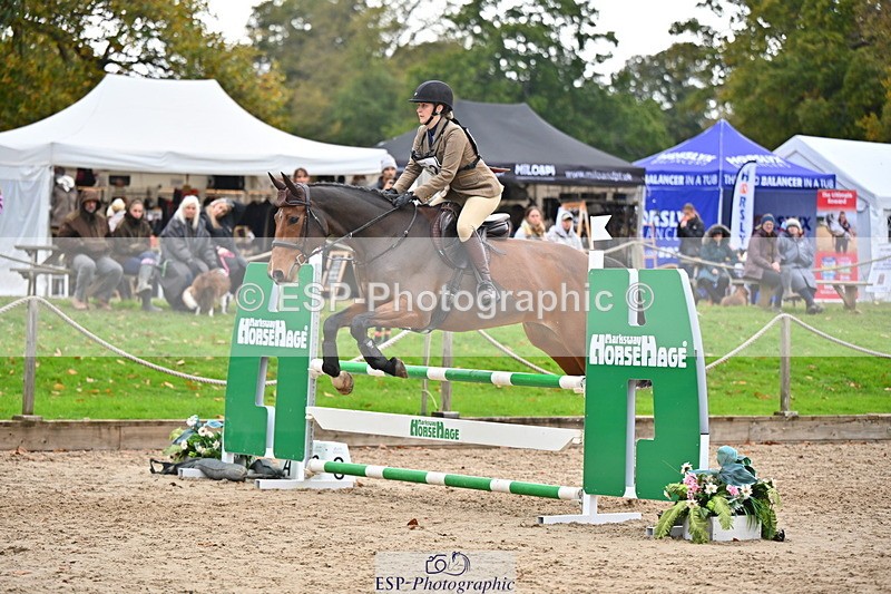 251026A-142619-25127 - F-462-Hayley.Allen