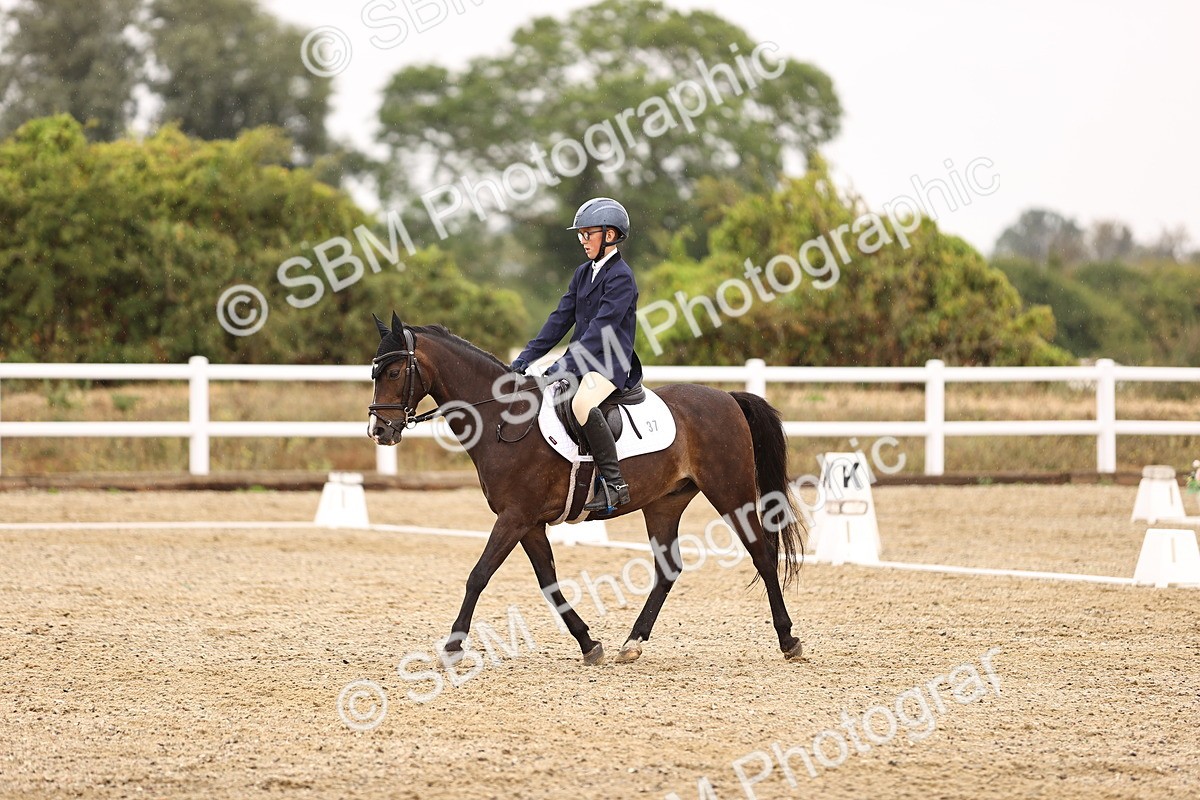 SBM_000251 - Class 2 - Intro 4 Championship 9.00-10.03