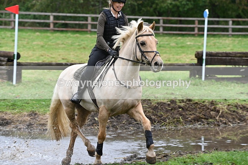 WJ6_7270 - Time at Photographer 13:23 to 13:49