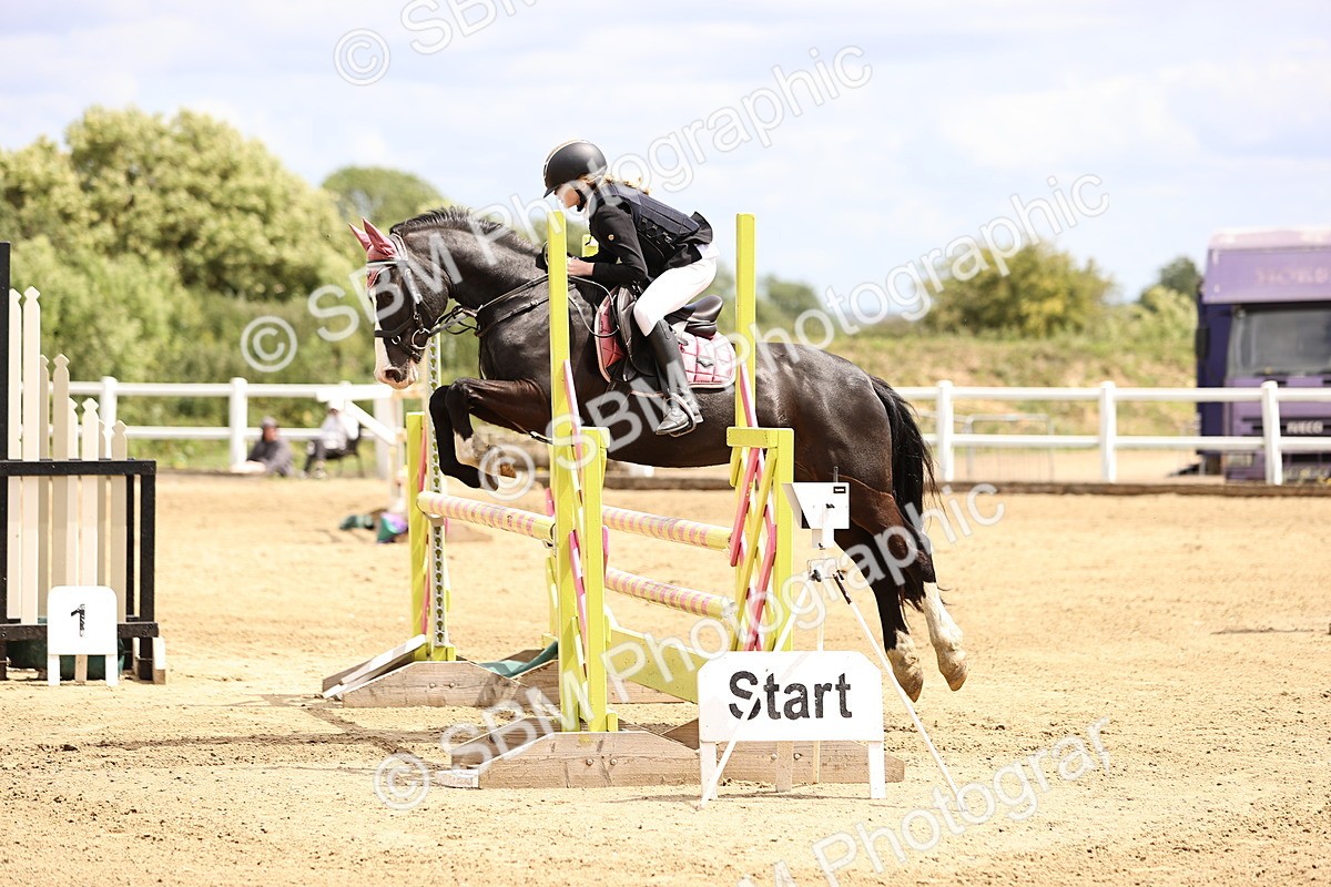 SBM_008018 - Class 3 - 90cm showjumping