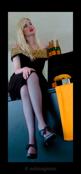 VEUVE CLIQUOT - PHOEBE