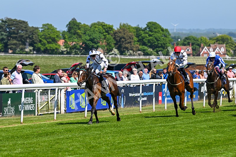 130525-Race 1-Artista-9340 - Race 1