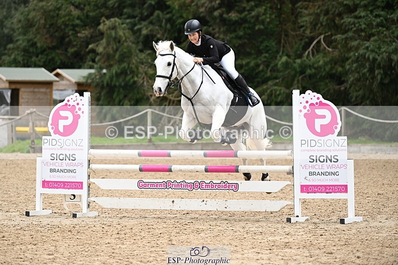 250322A-105716-02300 - Cls 18 95cm Amateur Quali