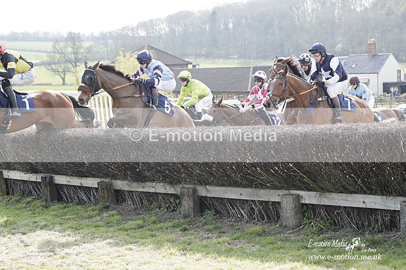 PtP 080423 545 - Dingley Races The Woodland Pytchley Hunt PtP 08/04/23