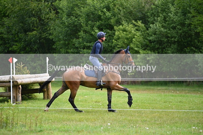 WJ5_5133 - Time 12:04 to 13:05