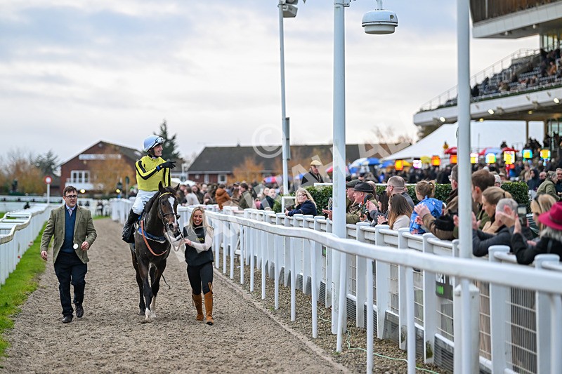 171124-Race 5-Burdett Road-4364 - Race 5